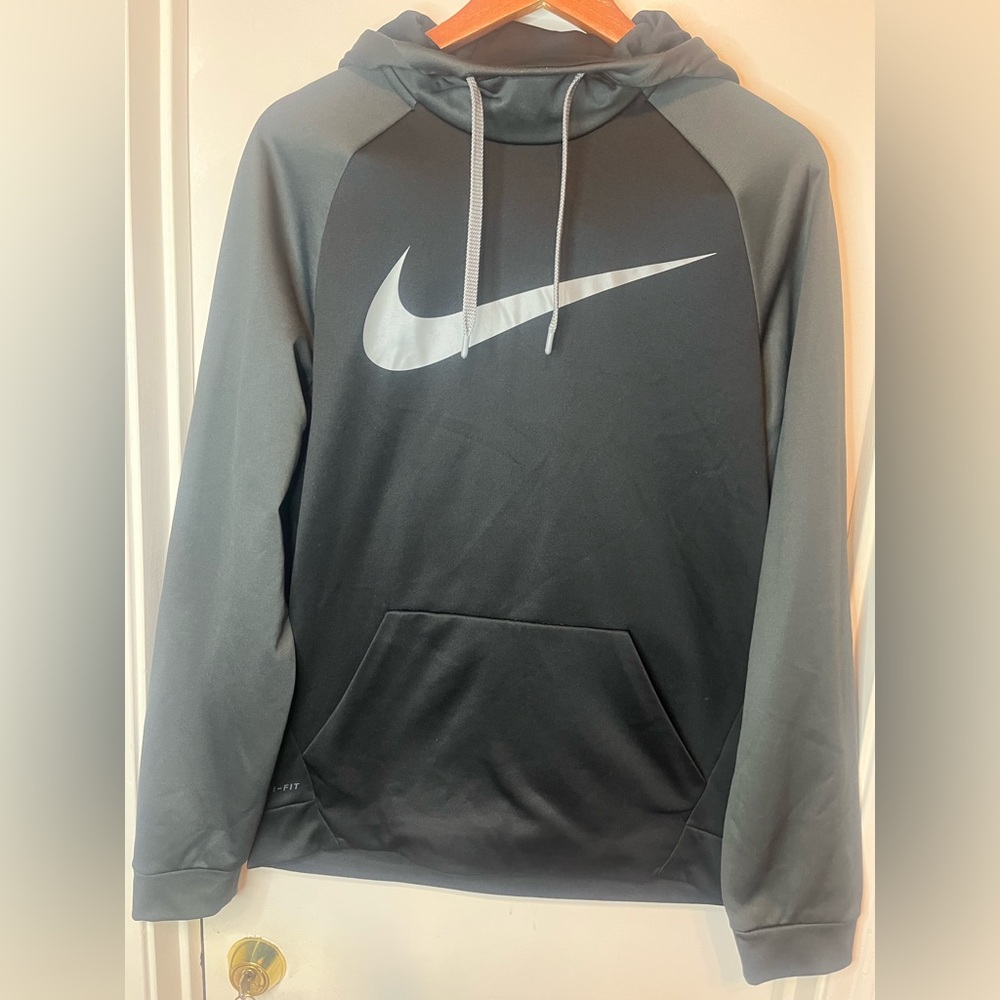 Nike Dri Fit Medium Men Black and Gray Hoodie